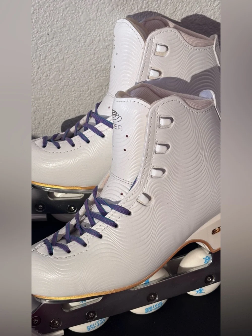 EDEA WAVE White Artistic Off Ice Skates with Purple Laces & Swarovski Crystals - Picture 3 of 16